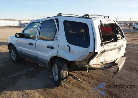 2002 Ford Escape Xlt z USA, uszkodzony, nr VIN 1FMYU03102KB53542